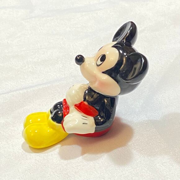Vintage Walt Disney Mickey Mouse 3" Porcelain Figure by The Good Company Korea - Picture 2 of 6
